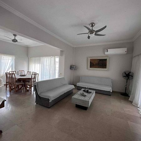Beach Front Apartment Nea Palatia Exterior photo